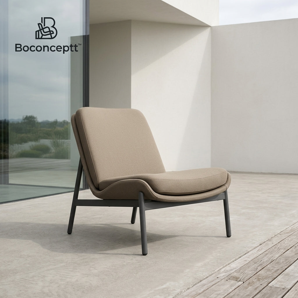 Outdoor lounge